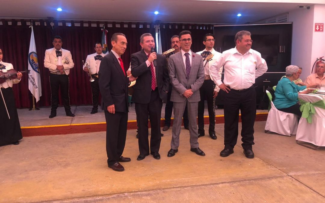 Festejo Día de la Madre y del Padre en Ajunafin